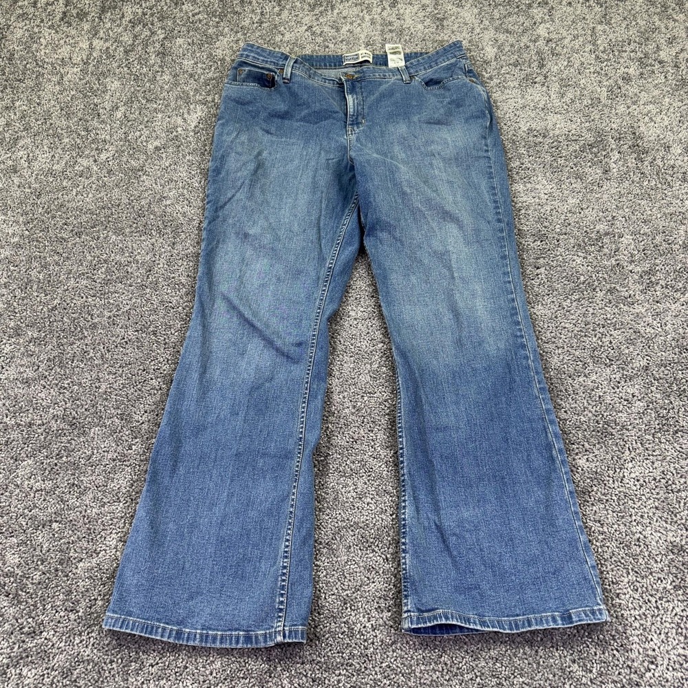 Signature Levi Strauss Jeans Womens 18 Blue Bootcut Denim Medium Wash